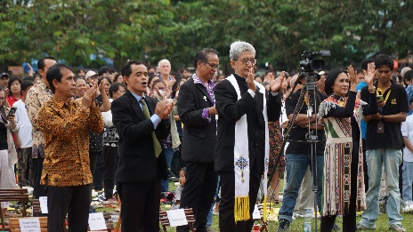 Ibadah Paskah Bersama UKSW dan BKGS Gaungkan Semangat Bangkit, Bergerak, dan Berdampak.
