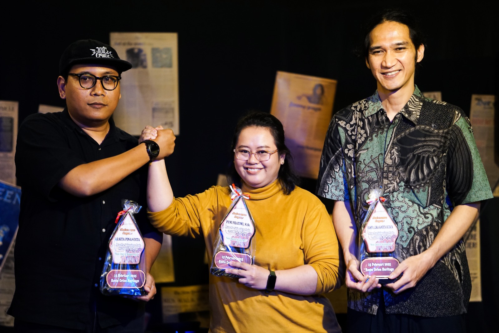 SESI DISKUSI "NGOBROL SANTAI: SENI DALAM KOLABORASI"