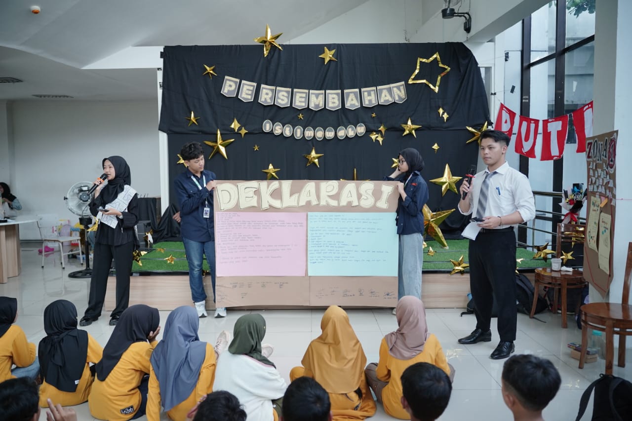 Anak-Anak Memegang Kendali: Konferensi "Find The Code" Lahir dari Keprihatinan dan Kepekaan Remaja SMP Arunika