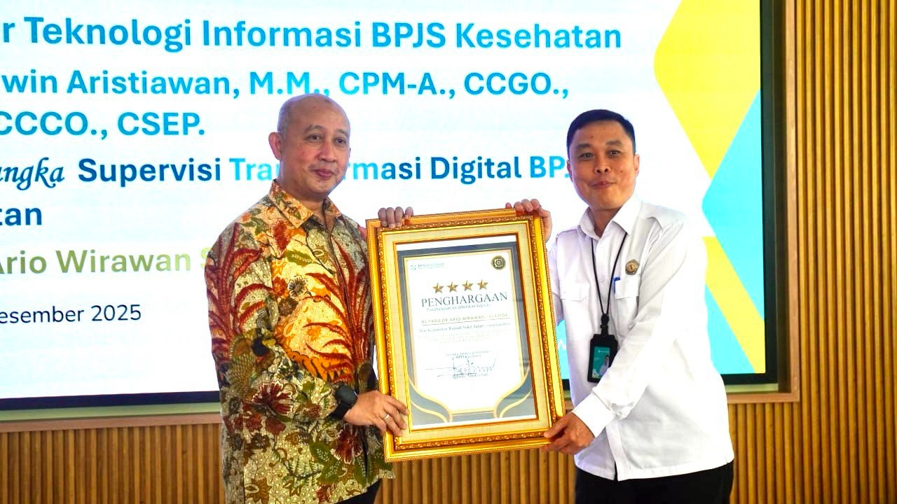 BPJS Kesehatan Menganugerahi Predikat Piagam Bintang Empat Kepada RS Paru dr. Ario Wirawan.